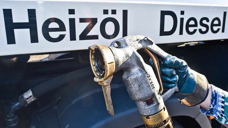 Die Schwelle von 60 Euro für 100 Liter erreicht der Heizölpreis nicht.