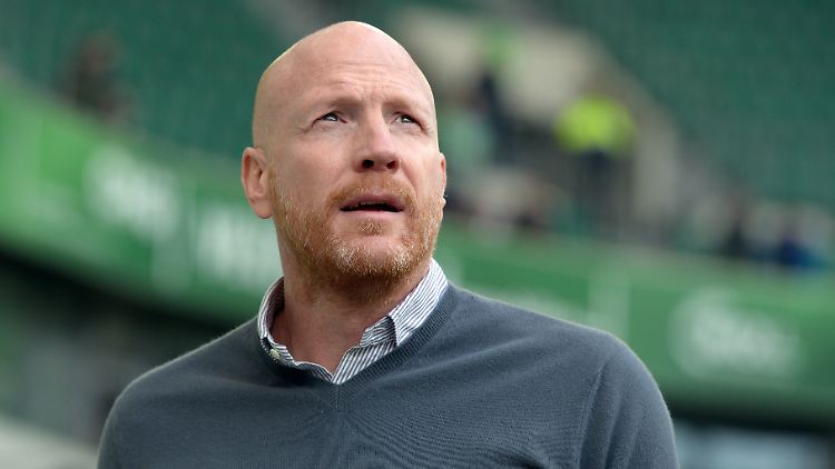 Ob Matthias Sammer den vakanten Posten beim angeschlagenen VfL Wolfsburg übernimmt?
