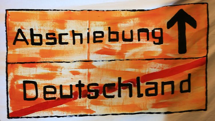 Die erste große Sammelabschiebung von Flüchtlingen aus Afghanistan soll an diesem Mittwoch erfolgen.