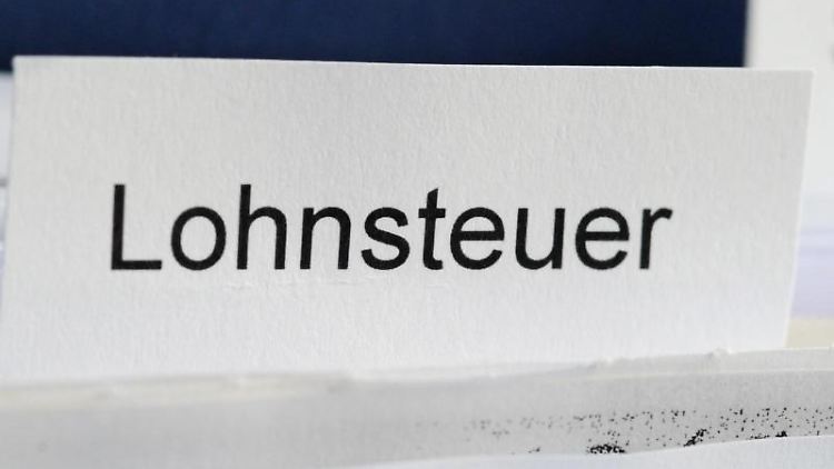 Auf die tatsächlich zu zahlende Steuer hat die Wahl der Steuerklassen erst einmal keinen Einfluss.