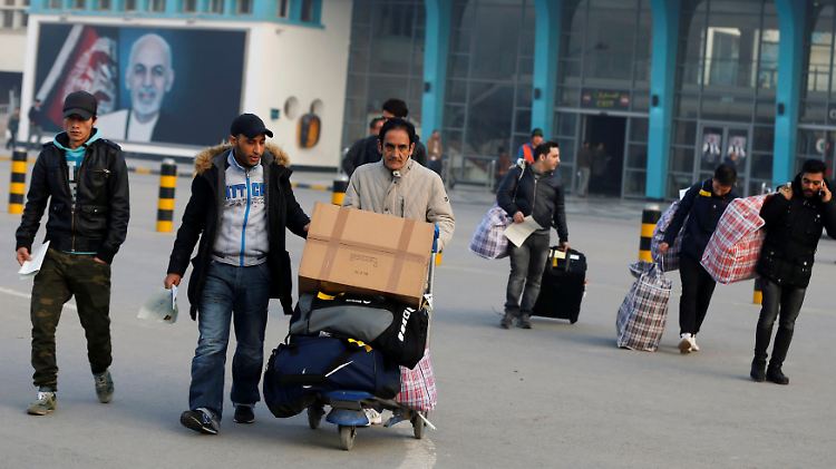 Zurück in Kabul: Viele der abgelehnten Flüchtlinge hatten jahrelang in Deutschland gelebt.
