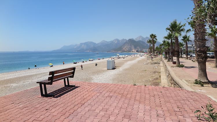 Die gegenwärtige Krise in der Türkei unter anderem im Tourismus lässt sich nicht kleinrechnen.