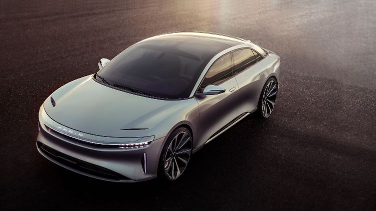 Der Lucid air soll 1000 PS leisten und eine Reichweite von 640 Kilometern haben.