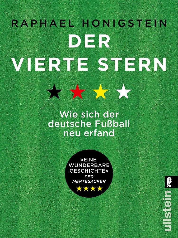 "Der vierte Stern. Wie sich der deutsche Fußball neu erfand" ist im Verlag Ullstein erschienen und kostet 12,99 Euro.