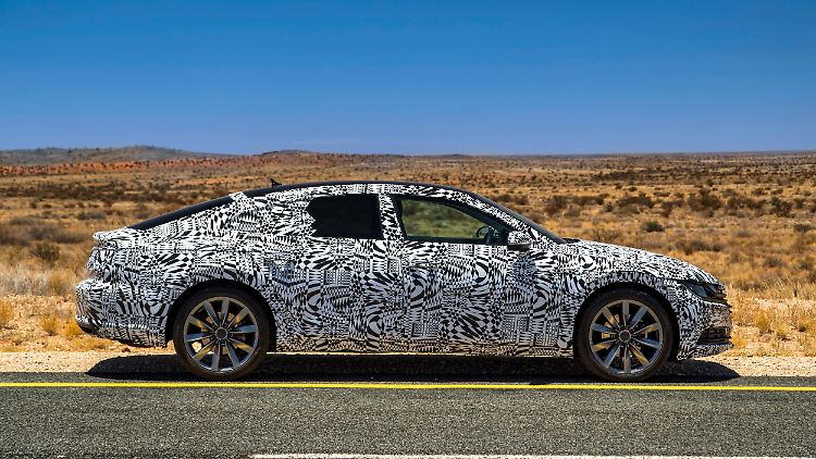 In drei Monaten soll sich der VW Aerton auf dem Genfer Autosalon ohne Tarnkleid präsentieren.