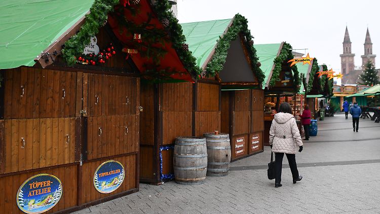 Ein zwölfjähriger Deutsch-Iraker hat zwei Mal versucht, Anschläge im rheinland-pfälzischen Ludwigshafen zu verüben, darunter auf dem Weihnachtsmarkt. 