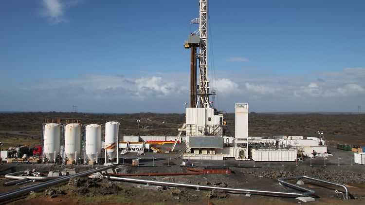 An dem Standort nahe der Hauptstadt Reykjavík entsteht ein fünf Kilometer tiefes Bohrloch.