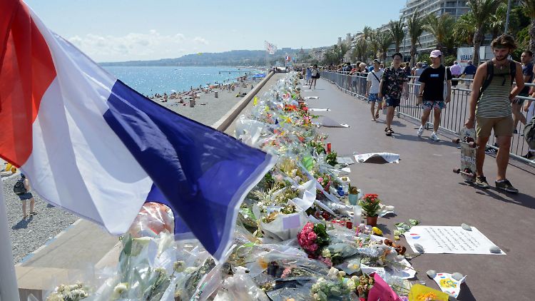 Auf der Promenade von Nizza kam es im Juli zu einem tödlichen Attentat.