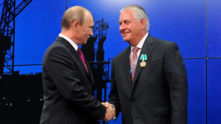 2013 verlieh Putin Tillerson den "Orden der Freundschaft".
