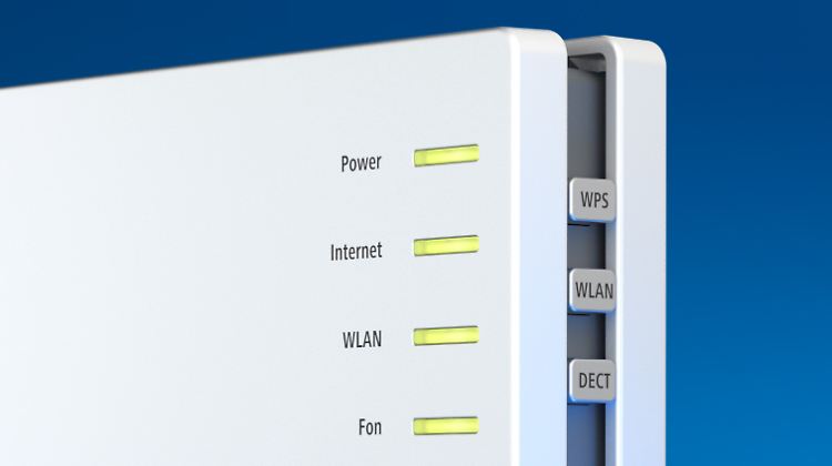 AVM verteilt ein Update für die Fritzboxen 7580 (im Bild) und 7560. 