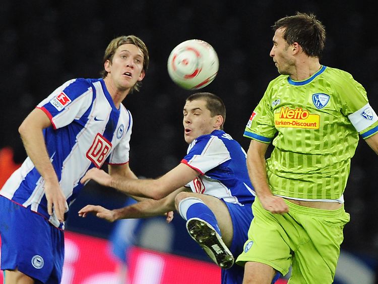 Peter Niemeyer (l.) sowie Valeri Domovchiyski und der Bochumer Christoph Dabrowski spielen schön.