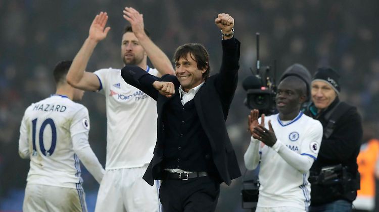 Trainer der Stunde: Antonio Conte hat den FC Chelsea mit elf Ligasiegen in Folge an die Spitze der Premier League geführt.