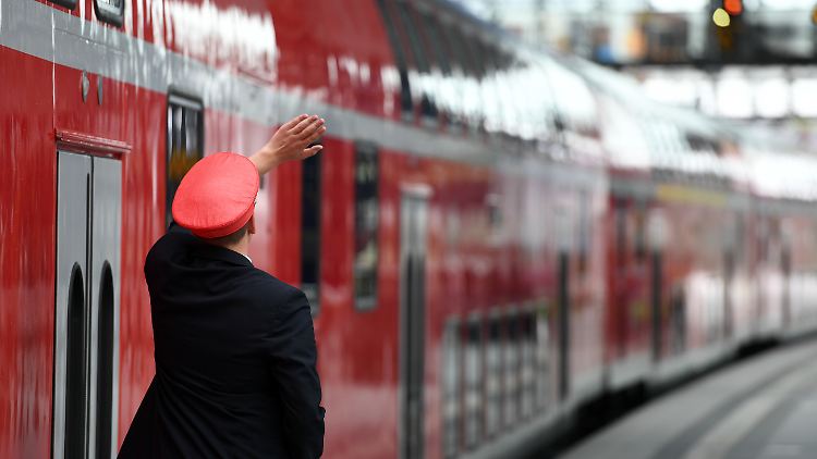 Viele Mitarbeiter mussten auf ihren Urlaub verzichten oder kurzfristig absagen.