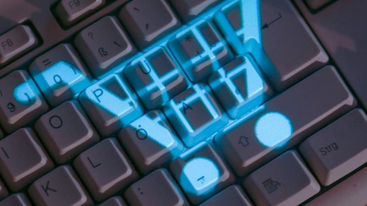 Viel denken gar nicht an den Online-Vertriebsweg.