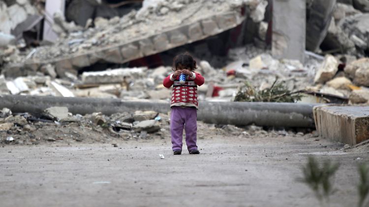 Die Bundesregierung legt ein Hilfsprogramm für die notleidende Bevölkerung der syrischen Stadt Aleppo auf.