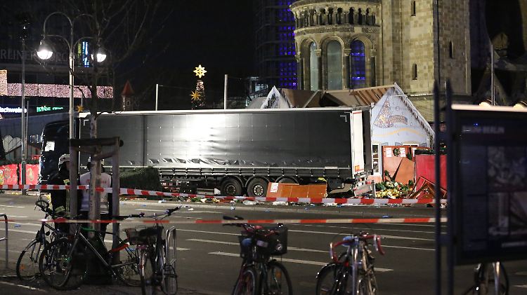 Der LKW raste auf einen Berliner Weihnachtsmarkt.