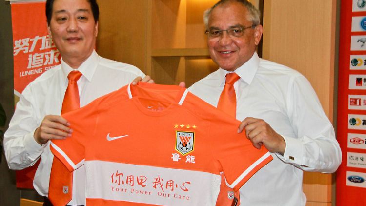 Felix Magath hat seine Rolle in China gefunden.  