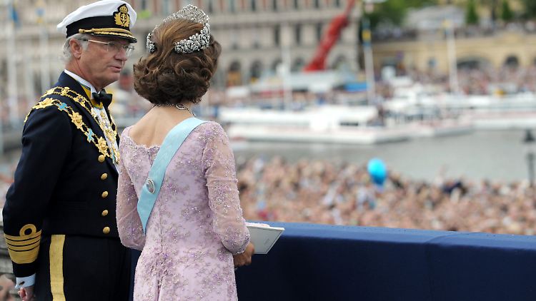 It's not easy beeing Queen!