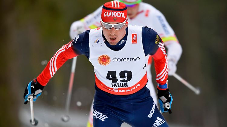 Alexander Legkow gewann 2014 in Sotschi Olympia-Gold im Ski-Marathon über 50 Kilometer, der Königsdisziplin. Er wird vom deutschen Trainer Markus Cramer betreut.