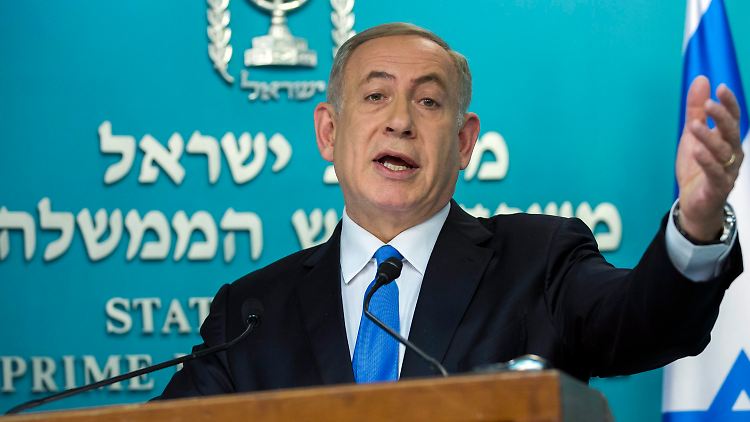 Kerry traut Netanjahus öffentlichem Bekenntnis zum Friedensprozess nicht. Der israelische Ministerpräsident reagiert empört.