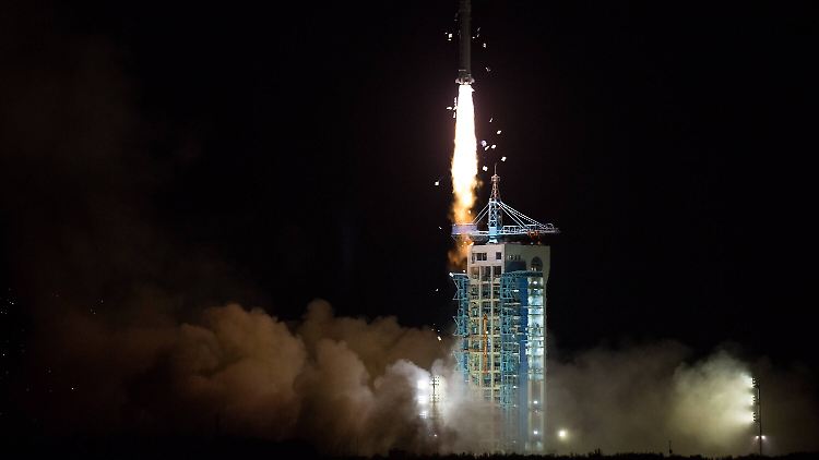 Am 22. Dezember 2016 schickte China mit einer Trägerrakete "Langer Marsch 2D" einen Beobachtungssatelliten für CO2 in die Umlaufbahn.