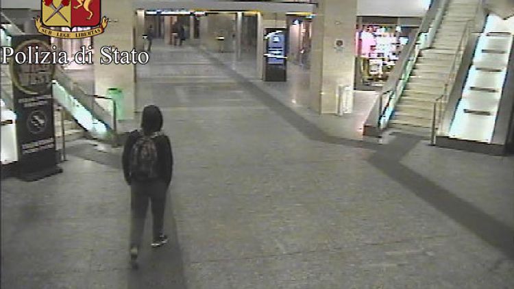 Auf dieser Videoaufnahme aus Italien soll Anis Amri zu sehen sein.