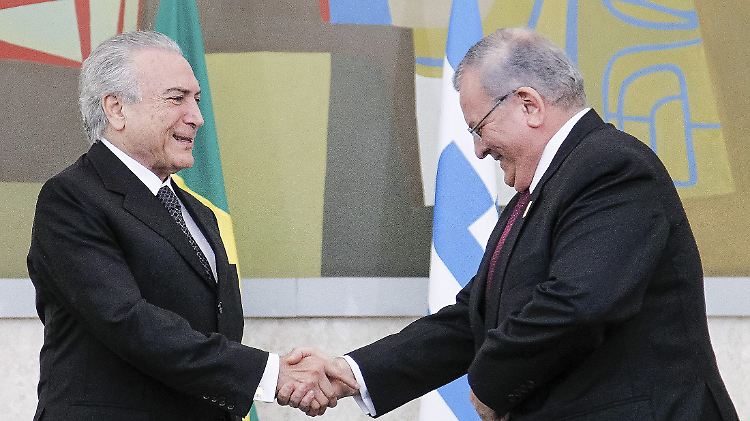Der griechische Botschafter in Brasilien, Kyriakos Amiridis (r.), galt seit Tagen als vermisst.
