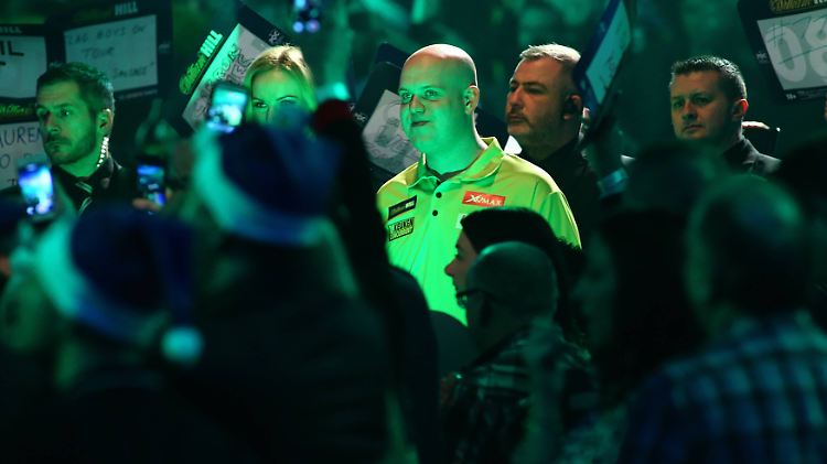 Der Topfavorit: Michael van Gerwen.