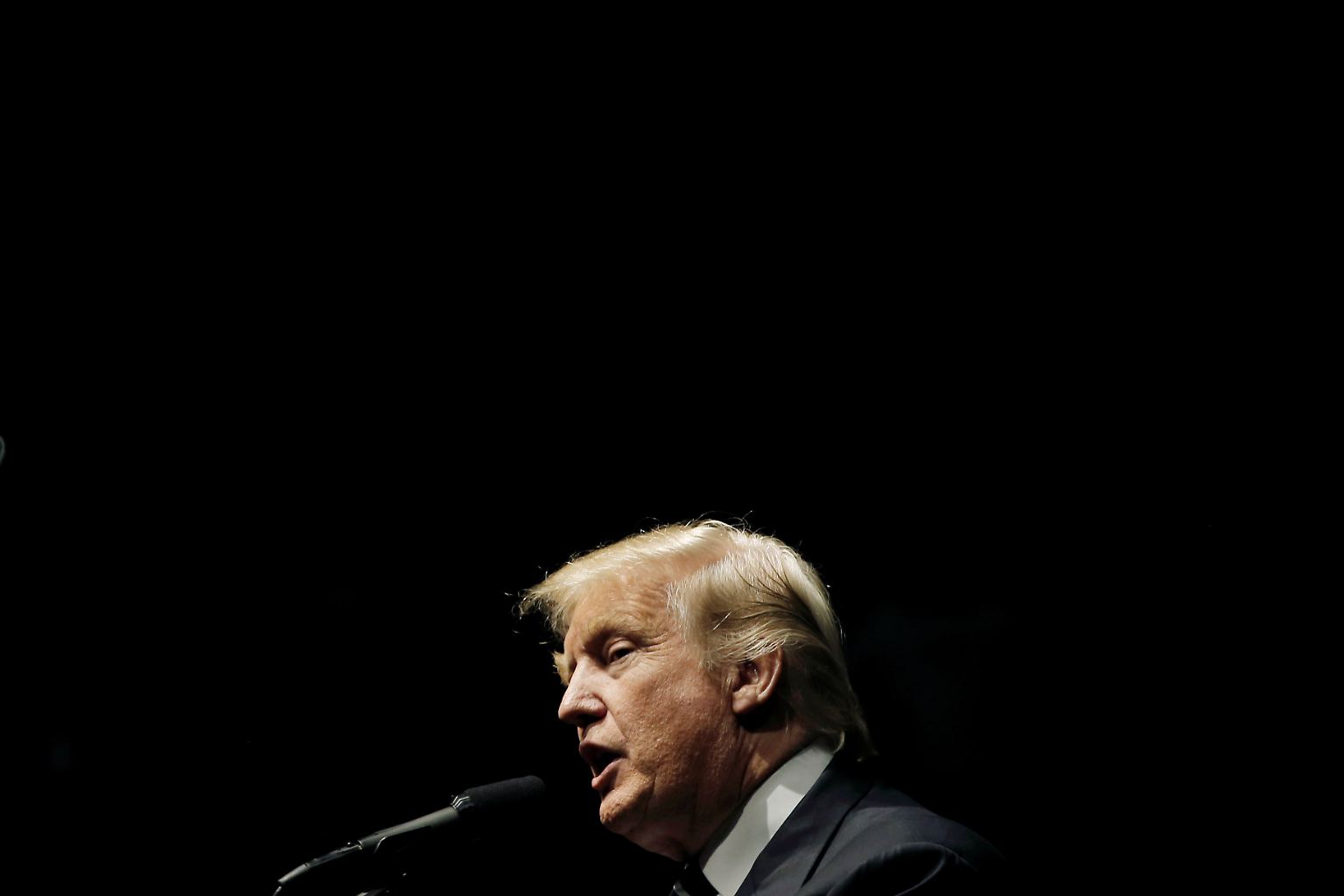 Am 20. Januar 2017 wird Donald Trump als 45. US-Präsident vereidigt. Sein Wahlsieg, der viele Experten überraschte, hat wieder einmal gezeigt, dass die USA eben nicht nur aus den Großstädten der Küsten bestehen, wo Hillary Clinton die Nase vorn hatte.