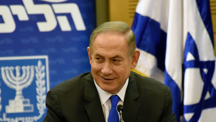 Benjamin Netanjahu bei einer Besprechung seiner Likud-Partei im israelischen Parlament.