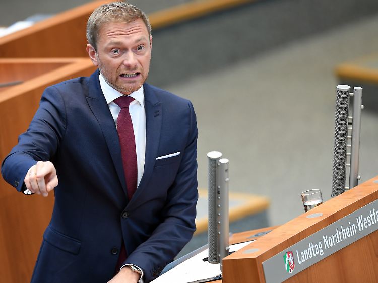 FDP-Chef Christian Lindner, hier im Dezember bei einer Rede im NRW-Landtag, setzt im Wahljahr 2017 auf Merkelfrust.