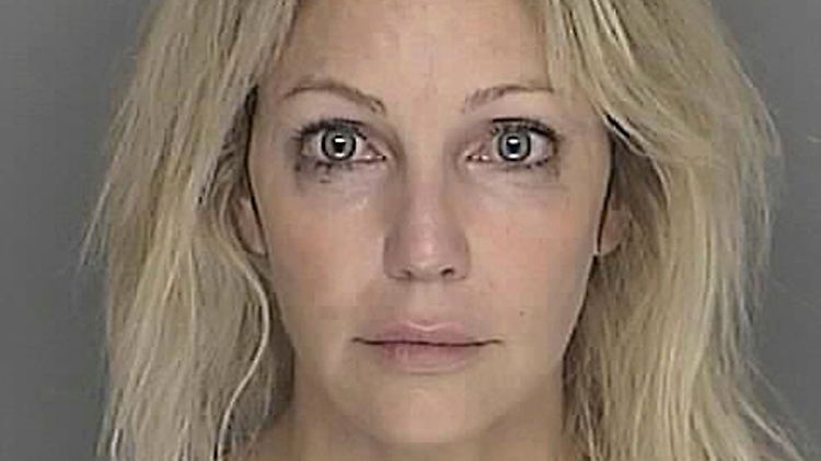 Heather Locklear auf einem Polizeifoto von 2008 - schon damals kämpfte sie mit Gesundheits- und Suchtproblemen.