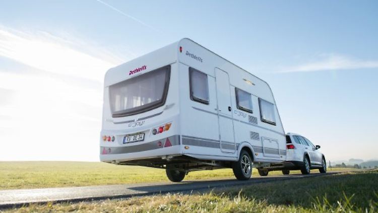 Der Allgäuer Hersteller Dethleffs präsentiert auf der Freizeitmesse CMT die neue Caravan-Baureihe C'Joy.