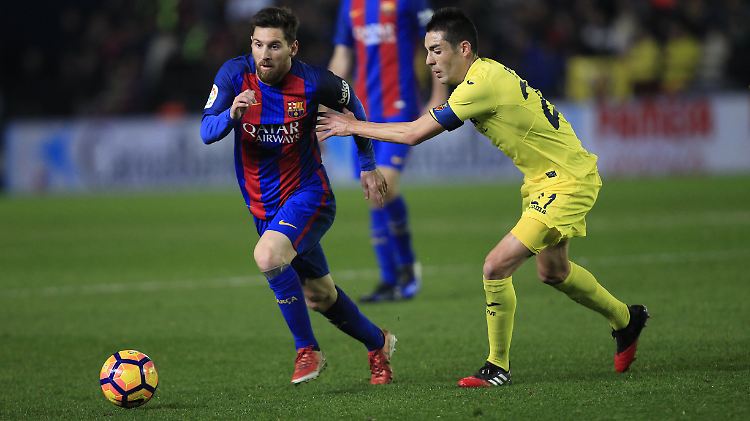 Konnte das Schlimmste in der letzten Minute verhindern: Messi (l.)