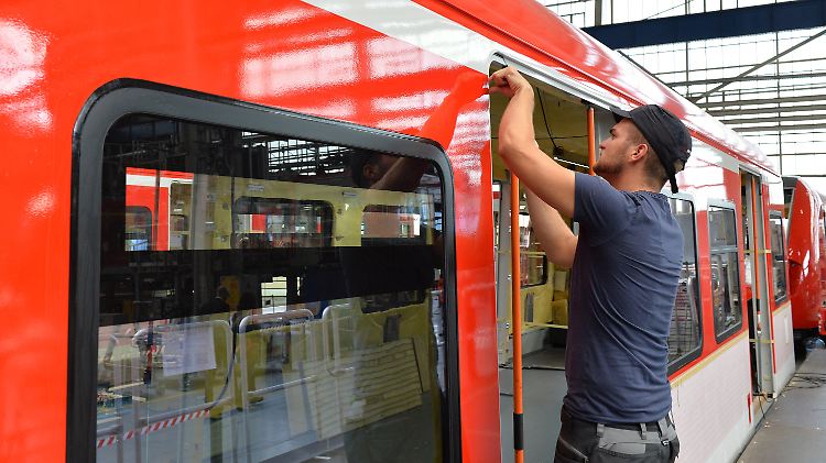 Produktion bei Bombardier im brandenburgischen Hennigsdorf.