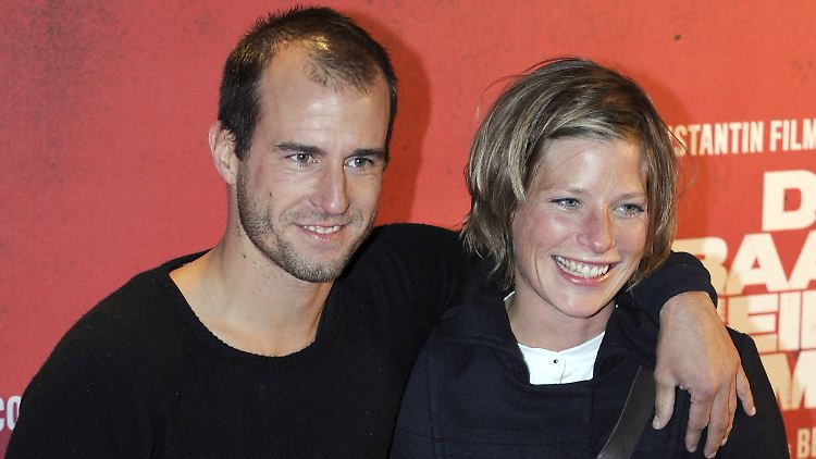 Mehmet Scholl und Frau Jessica bei einem ihrer seltenen gemeinsamen Auftritte im September 2008.