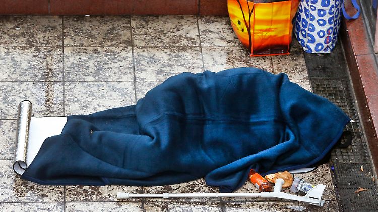 Obdachlose werden von vielen Menschen für ihre Lebenssituation verantwortlich gemacht.