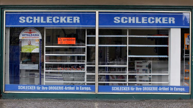 Leerstehende Schlecker-Filiale: Fünf Klagen gegen illegale Preisabsprachen hat der Insolvenzverwalter eingereicht.