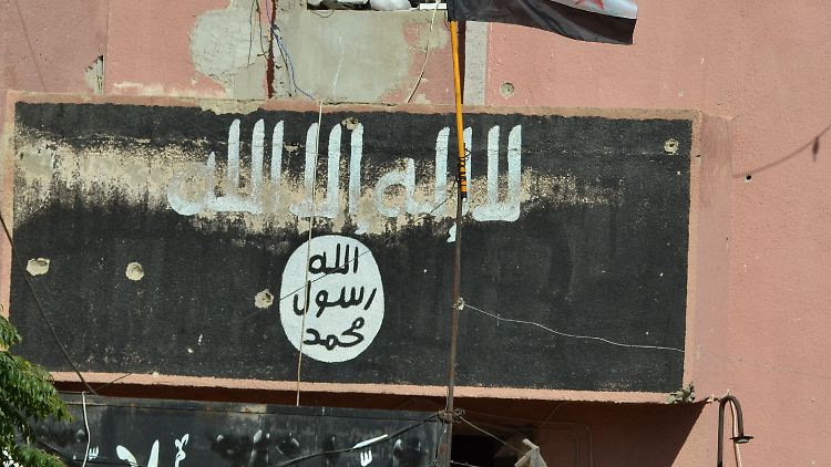 Das schwarze Banner ist inzwischen auch im Süden der Philippinen zu sehen.