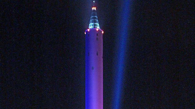 Der Bremer Fallturm ist 146 Meter hoch. Weltweit gibt es nur vier solcher Forschungsstätten.