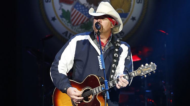 Toby Keith wird kommende Woche bei Trumps Amtseinführung spielen.