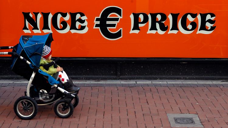 Es zählt allein der Euro. Da muss sich Irland helfen lassen - ob es will oder nicht.