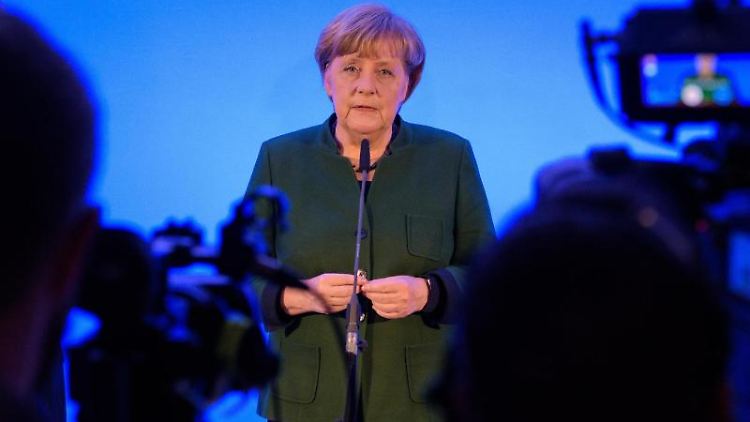 Kanzlerin Angela Merkel möchte sich möglichst schnell mit Trump zusammensetzen.