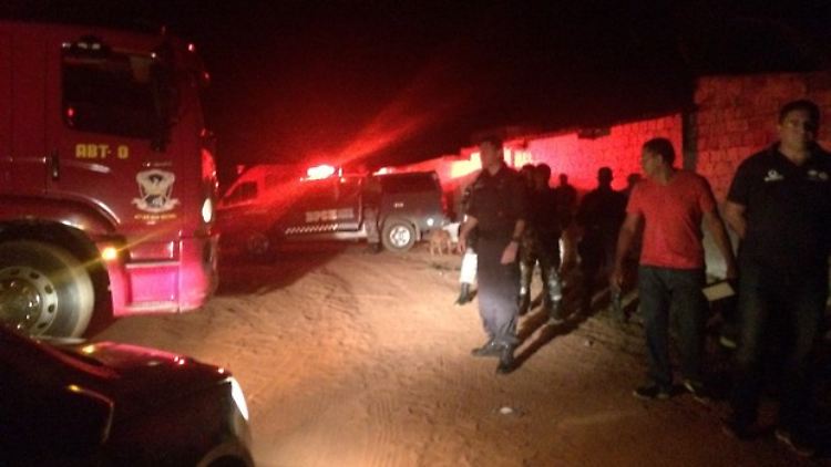 Die Militärpolizei will das Gefängnis erst im Morgengrauen stürmen.