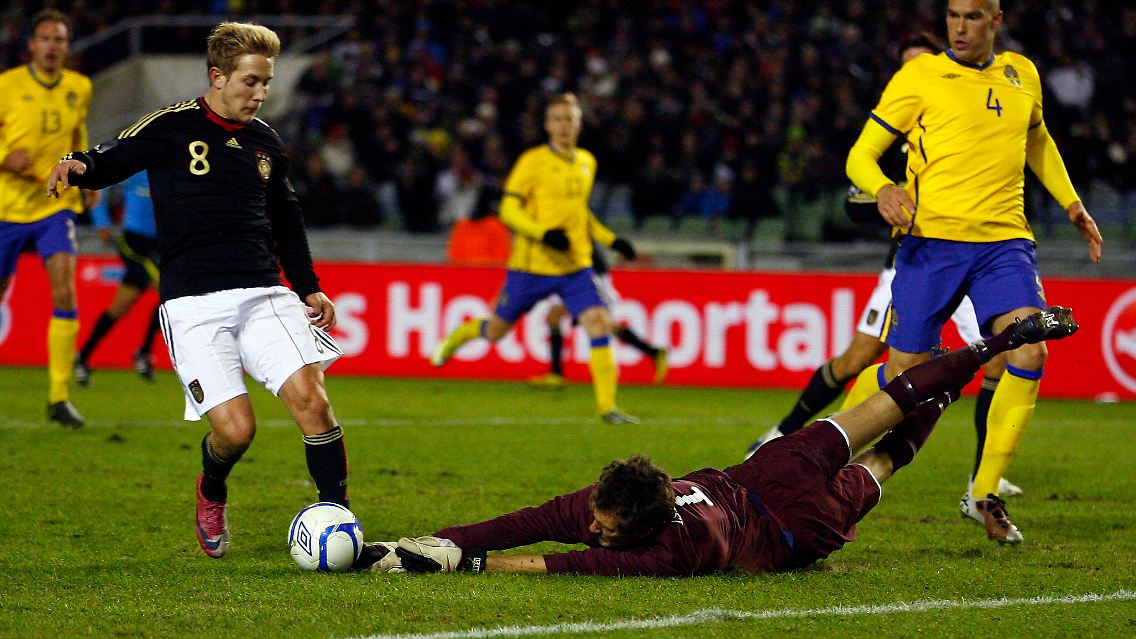 Auffälligster Neuling: Der Mainzer Lewis Holtby zeigte einige gute Ansätze.