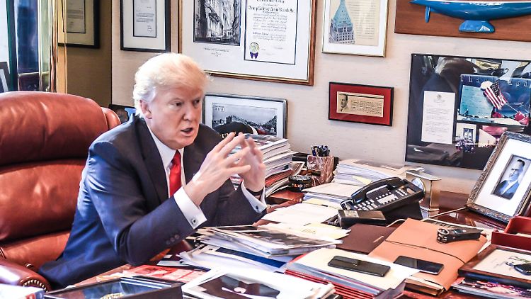 Donald Trump wird bald an einem anderen Schreibtisch sitzen.
