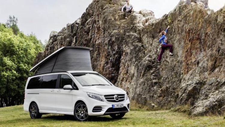 Mercedes stellt auf der Caravaning, Motor, Touristik (CMT) 2017 das neue Freizeitmobil Horizon vor.