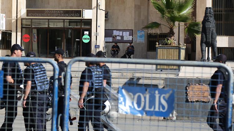 In Diyarbakir kommt es immer wieder zu Gewalt zwischen Polizei und Kurden.