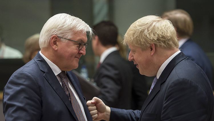 Frank-Walter Steinmeier mit seinem britischen Kollegen Boris Johnson.