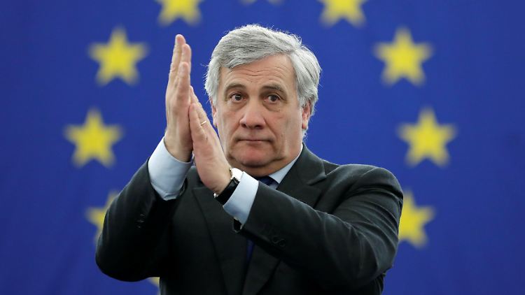 Tajani übernimmt das Amt in schwierigen Zeiten für die EU.